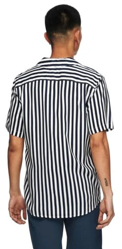 "ONSWAYNE LIFE SS VISCOSE SHIRT NOOS" Short-sleeved Shirt Blue-white By ONLY And SONS -Fashionable Men's Clothing Store 539621wb